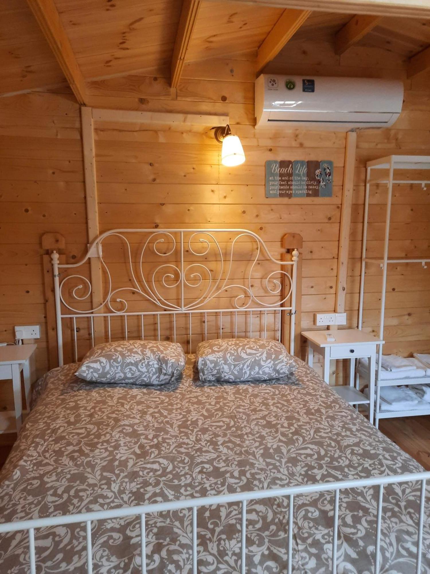 Отель Cyprus Glamping Park Agios Theodoros Номер фото